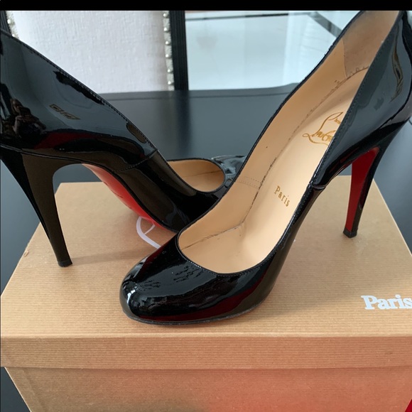 Christian Louboutin authentic Ron Ron pumps heels size 7 patent leather - Picture 1 of 8